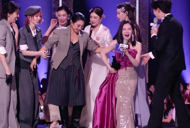 就一首代表作也能开演唱会，票价卖到1180，到底谁给的自信？