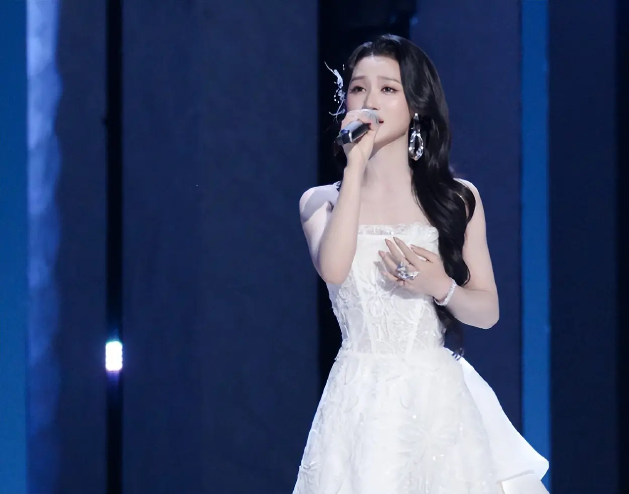 网传《浪姐7》一公排名，怪不得曾沛慈没当队长，第一名引争议