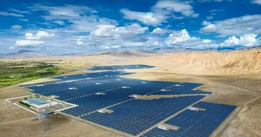 �൱��20����Ͽ��ӣ���ýͻȻ���֣��й�������ɳĮ����˼�����