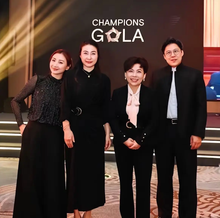 44����������������ݣ�����װ��ȹ���۾�������֪��������