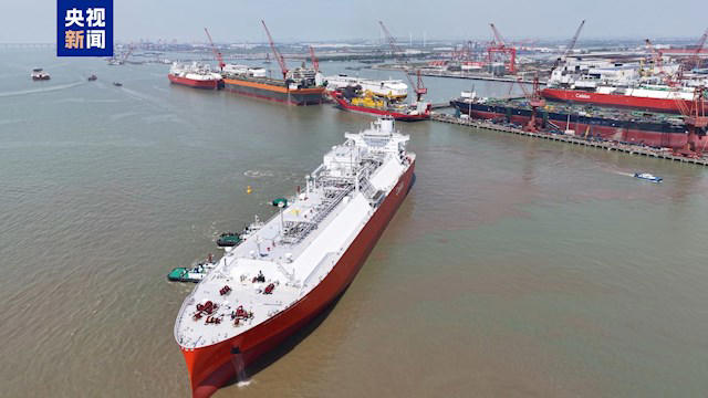 造船业皇冠上的明珠！我国自主建造最大LNG运输船交付：总长298.8米