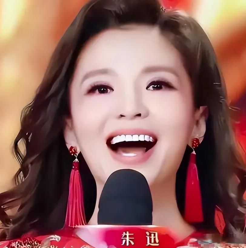 抗癌20年， 手术7次仍登春晚的朱迅 近况曝光， 难怪不敢面对生命终点
