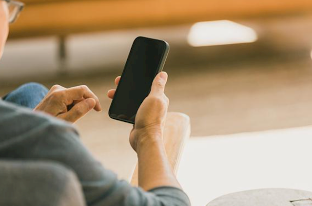 �ֻ��������徻�ˣ�5��1����δ��ͬ���κ��̼Ҳ��÷�����ҵ����