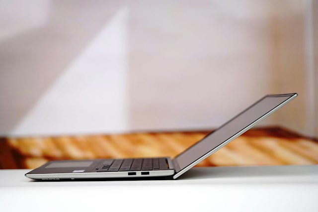 全球首获SGS六年耐用认证！荣耀X16 Plus 2026图赏