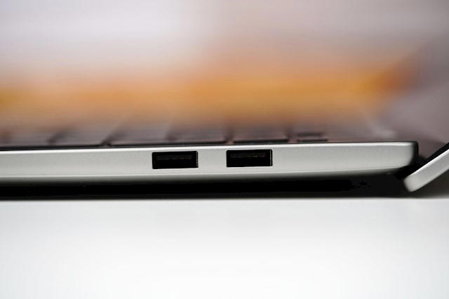 全球首获SGS六年耐用认证！荣耀X16 Plus 2026图赏