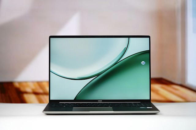 全球首获SGS六年耐用认证！荣耀X16 Plus 2026图赏