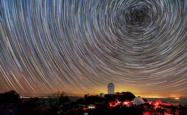 人类历史上最大宇宙地图绘成，暗能量演化之谜引发科学界巨震