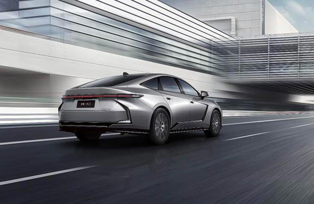 全新一代ES上市29.99万起，雷克萨斯的东方“豪华新境”