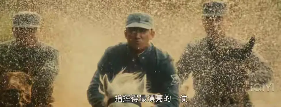 《八千里路》最诛心的不是战死，是头七没过就夸“肉炖得烂”