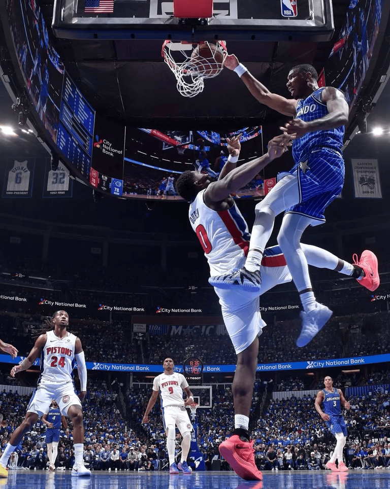 NBA官方：卡因隔扣杜伦拿下本届季后赛最高扣篮评分
