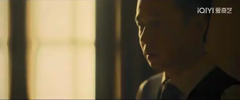 《八千里路》最诛心的不是战死，是头七没过就夸“肉炖得烂”