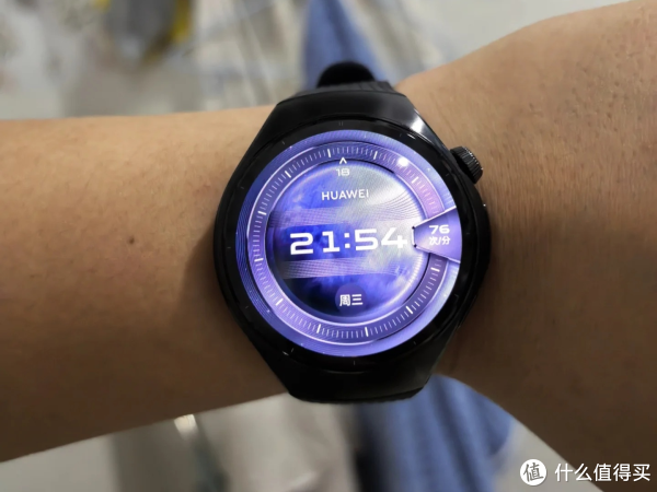 同价1700+，华为Watch 5与GT 6 Pro怎么选？看了一晚视频，在线等