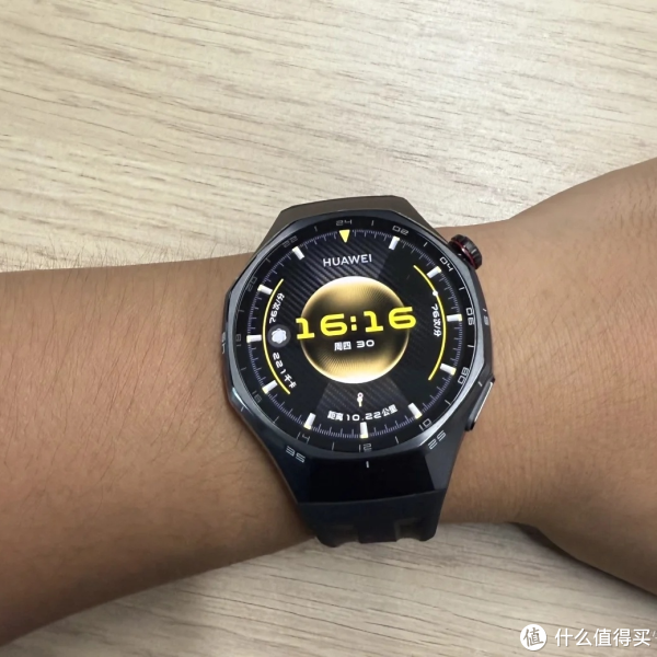 同价1700+，华为Watch 5与GT 6 Pro怎么选？看了一晚视频，在线等
