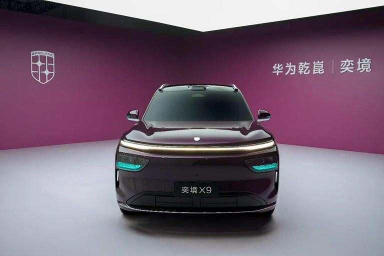 华为乾崑首款旗舰SUV亮相，奕境为何敢说“最好的华为永远在东风”