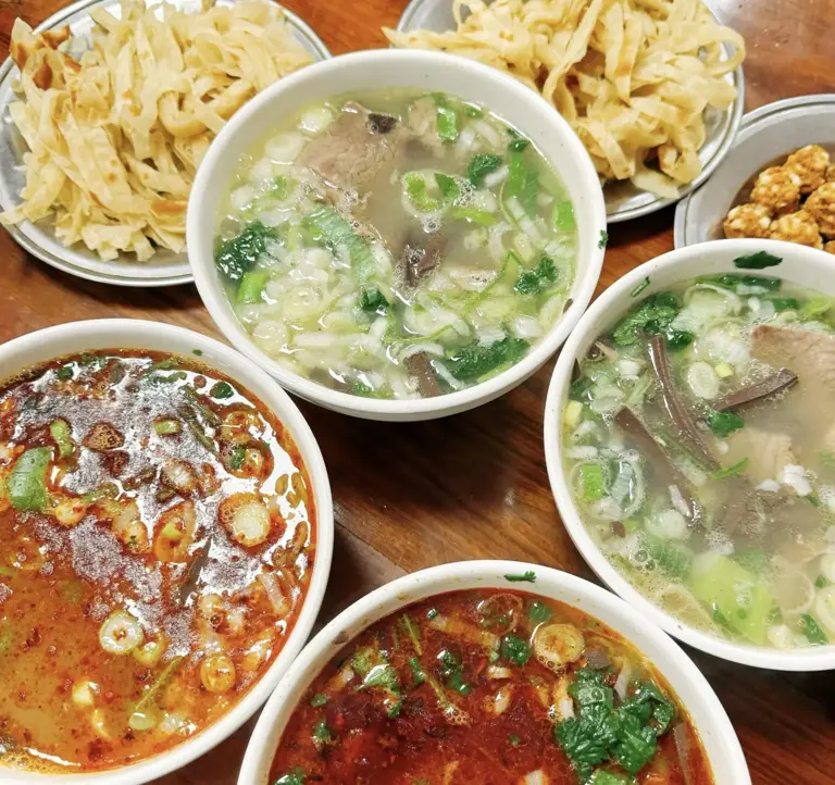 “清早一碗汤，神仙也不当”，非遗美食：洛阳牛肉汤!