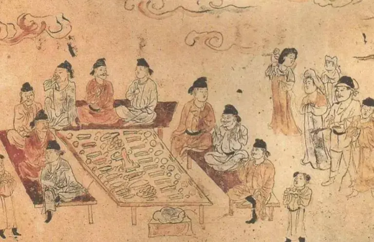 古装剧都是骗人的：真实的古代百姓餐桌，现代人看一眼就想吐