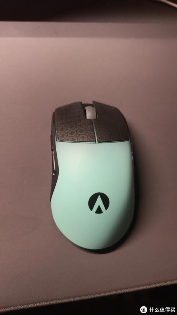 万金油模具3950轻量化游戏鼠标，几百元送男生礼物