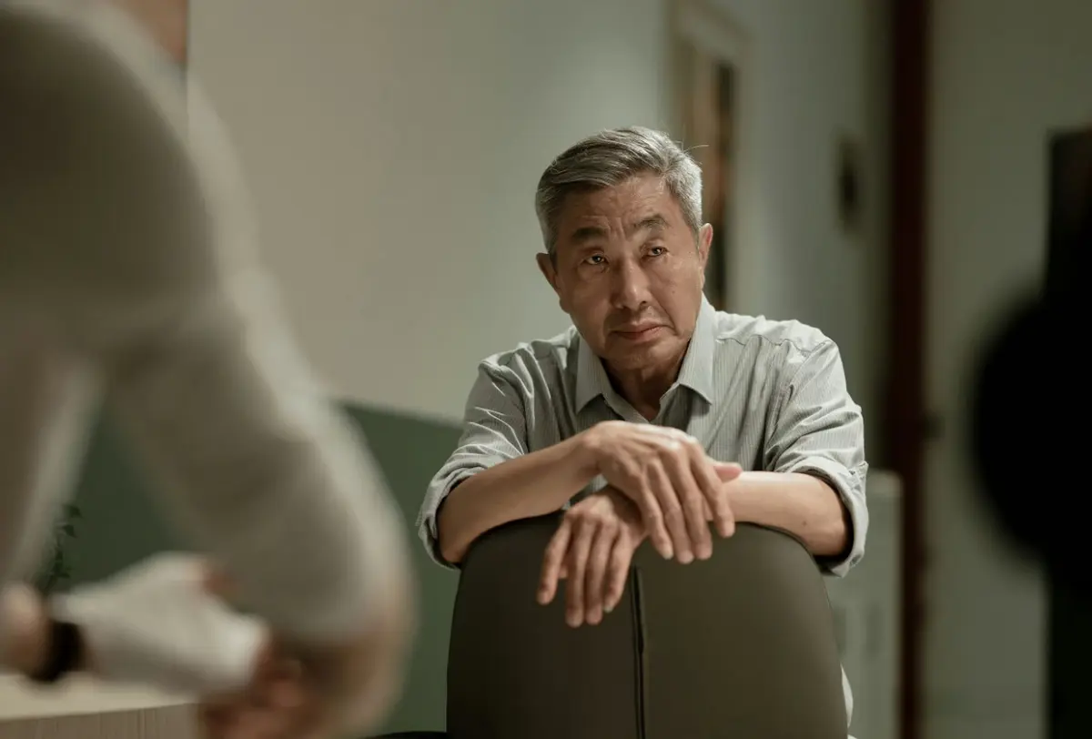 钢铁森林：但凡井柏然蔡文静拉胯一点，都压不住这群王炸配角