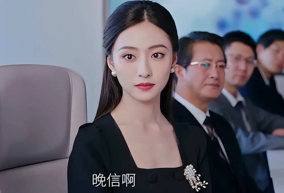 新剧《有港回信》首播，看完6集后，我要说：都市剧就应该这样拍