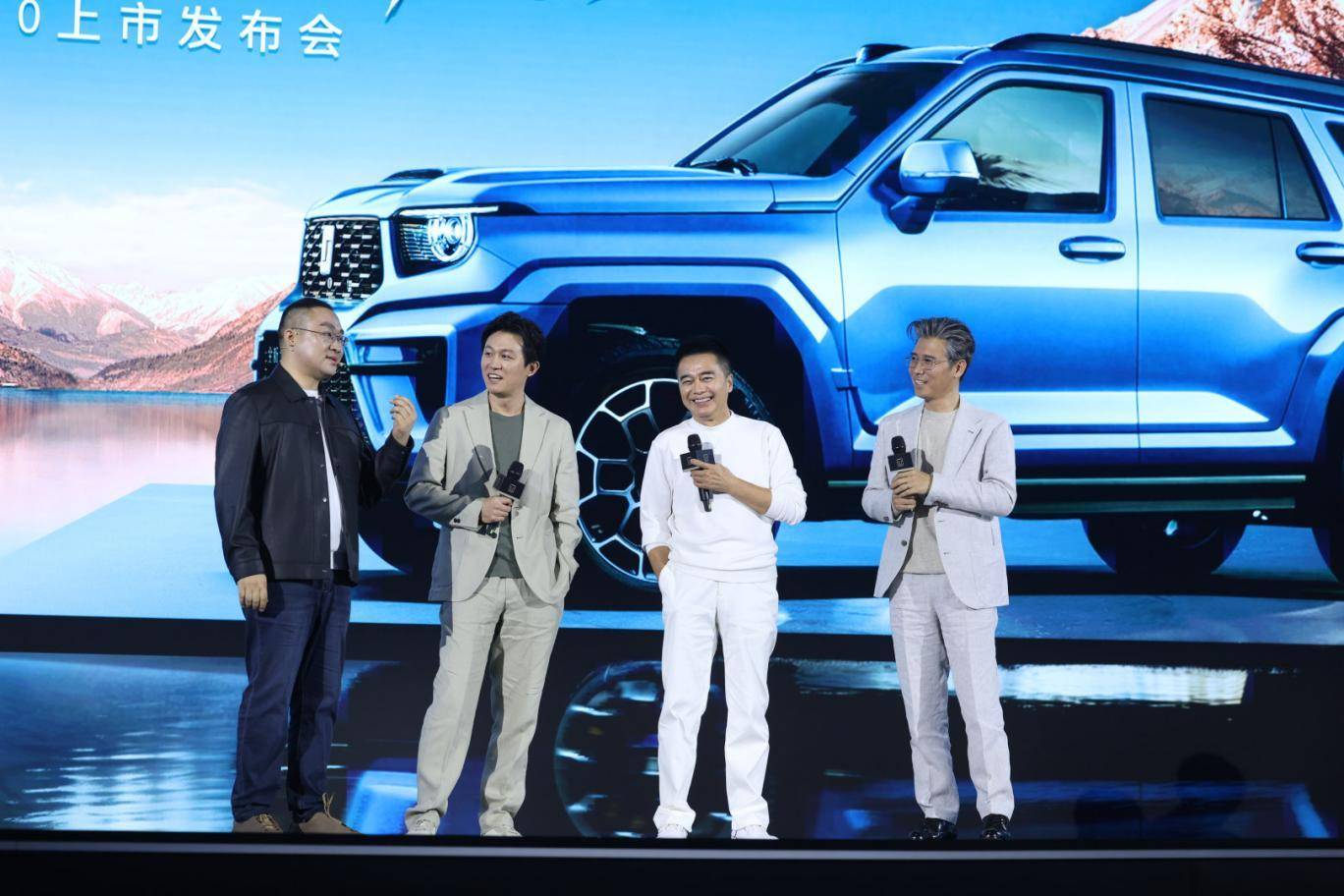 全新坦克700：把“硬派越野”和“冰箱彩电大沙发”塞进一台车里，能出圈么？