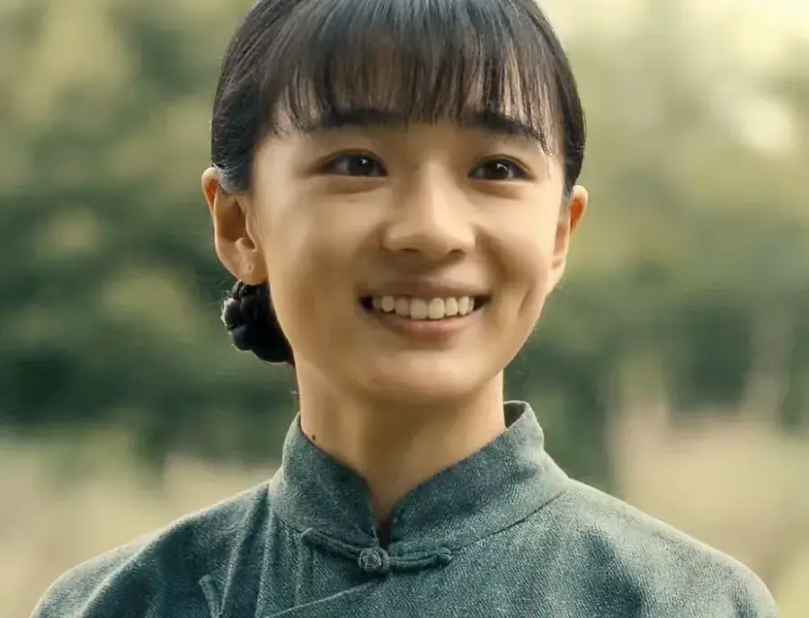 戏份不输万茜，跟王阳和黄澄澄都有感情线，这剧就是为了捧王和吧