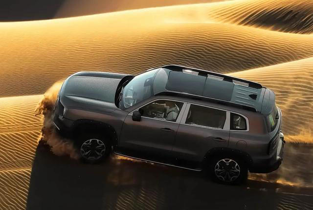 通勤能代步，周末能撒野！这台家用SUV才是真懂普通人