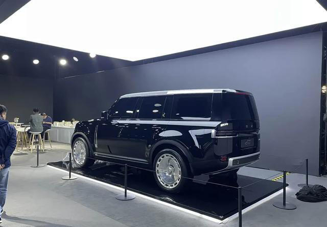 国产“大G”上新了！北京81 VS 城市猎人，硬核直男座驾看看它俩！