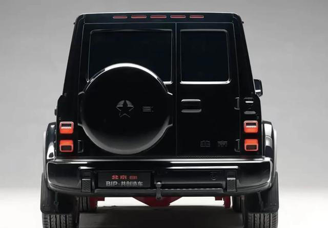 国产“大G”上新了！北京81 VS 城市猎人，硬核直男座驾看看它俩！