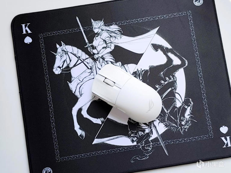 鼠标界鼎力久已，罗技自折一足！另外两家的旗舰鼠标怎么选？