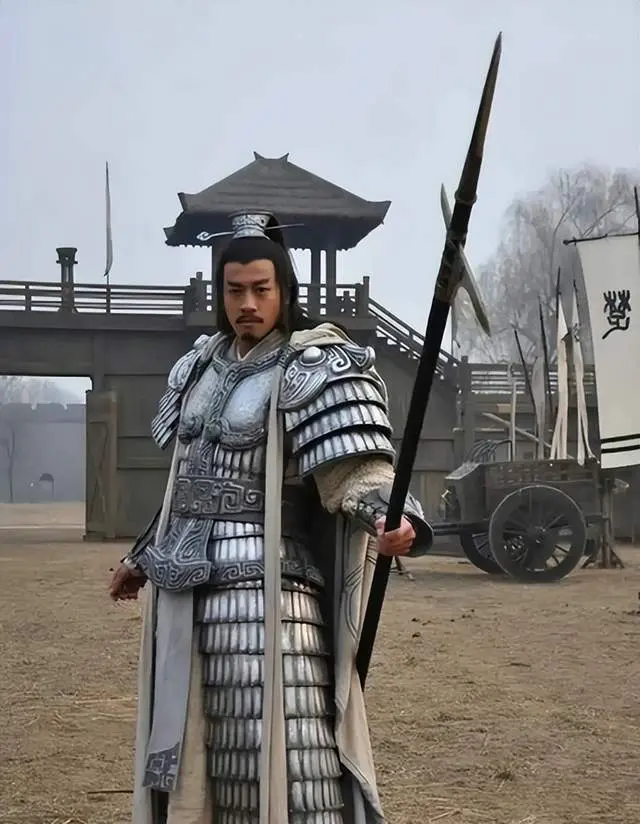 ���������ճ�δ��1��Ǯ�����ѣ���Ǩ���û�Ӧ��������־��Ǵ�