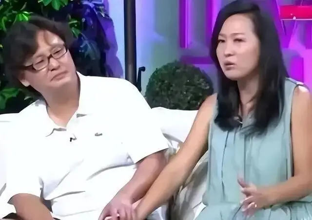 53岁王军霞近况曝光!经历三段婚姻生三个孩子，如今婚姻生活很幸福
