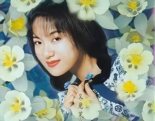 曾助初恋李厚霖起家却被绝情抛弃，五十岁周艳泓嫁初恋被宠成公主