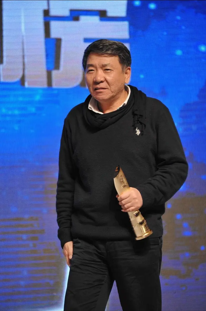 郑晓龙《红楼梦》选角：白鹿宋祖儿李一桐演配角，3个主角是新人