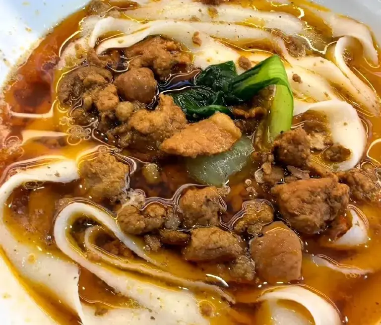 山西“面食之王”：刀削面!