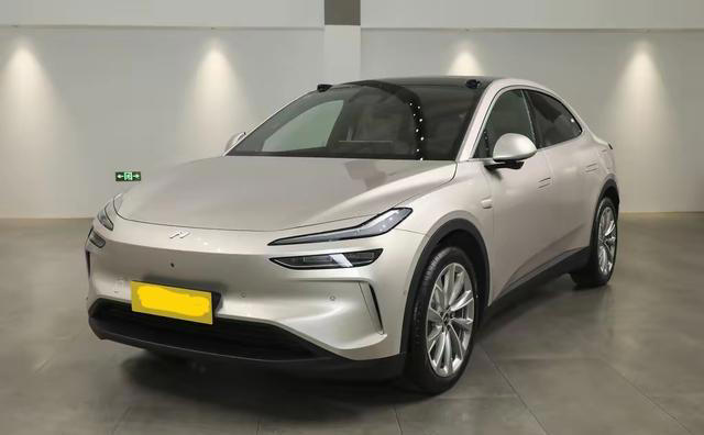 20万级纯电SUV“家用卷王”来了！900V架构+3分钟换电，太香了！
