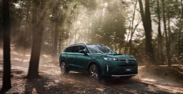 全新揽巡深度重新定义中大型SUV，从内到外全面进化