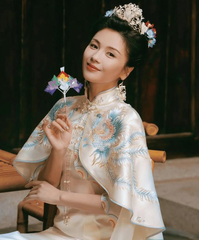 刘涛现身妈祖诞辰：内娱唯一天庭编制演员，福建人见了真会拜？