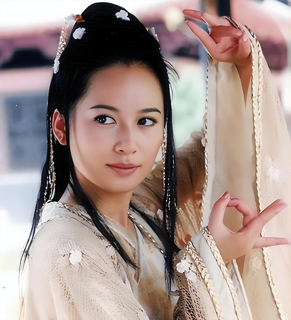 不结婚怎么办？55 岁至今单身的俞飞鸿，如今给出了答案