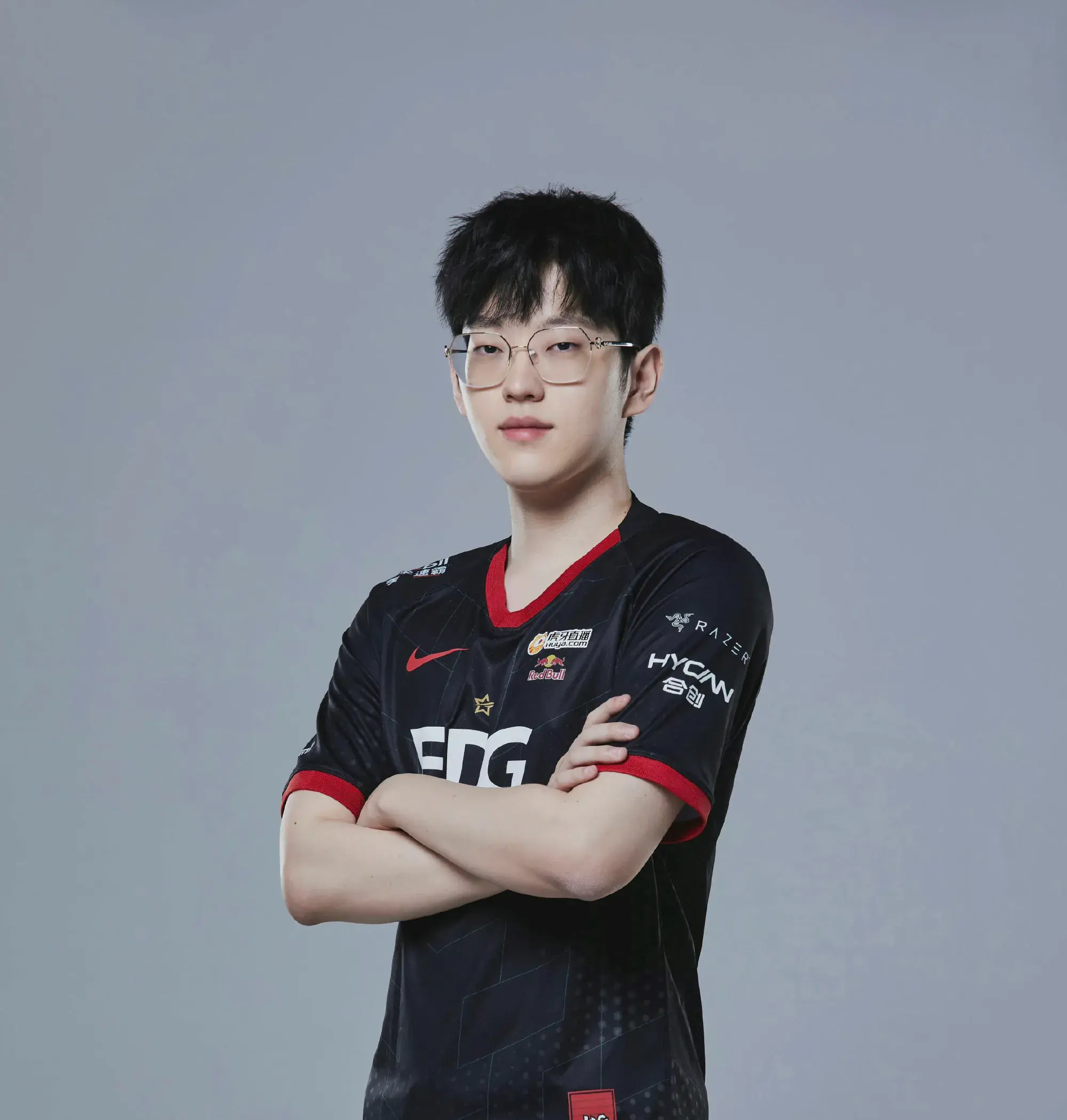 Scout九年职业仅剩20W，这辈子不会回LPL，RNG曝多笔大额注资