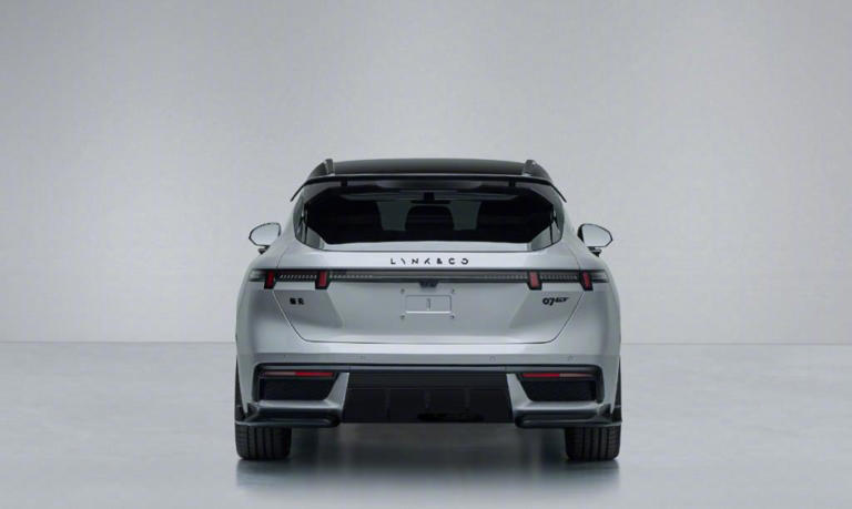 领克07GT、岚图追光S扎堆申报，轿跑SUV能否成为下一个蓝海？