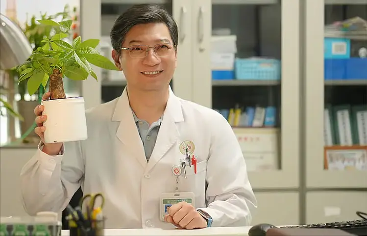 票房36亿下降到3000万，我感慨：这块金字招牌算是砸了