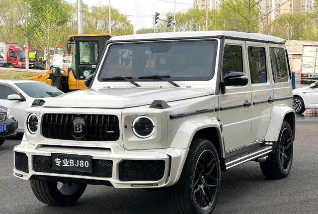 30万圆“方盒子越野梦”？BJ80这车能买，但你得先想清楚这3件事