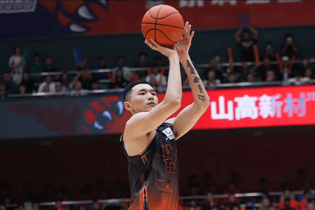 三分7中4! 独砍18分送辽宁回家，山东想把上海拖进抢三还得看他