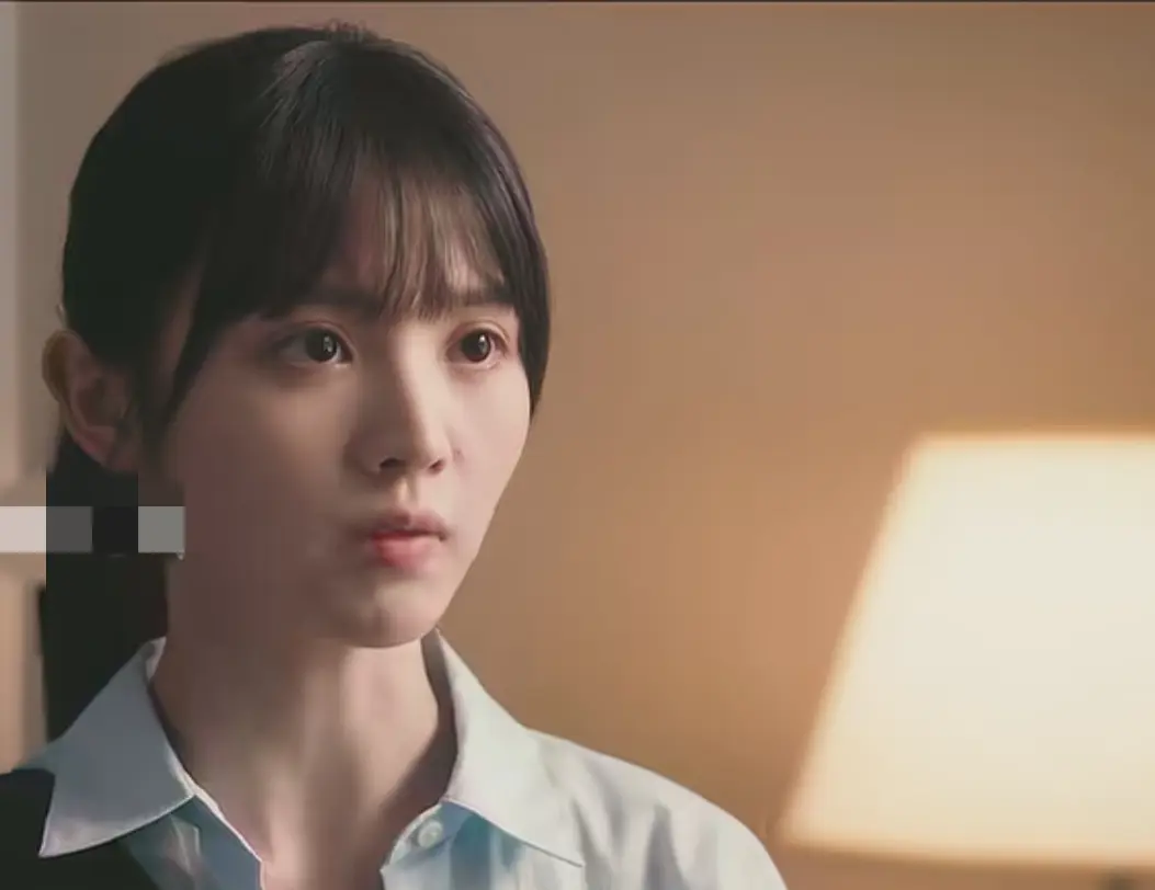 戏混子又来嚯嚯悬疑剧了，吐字不清眼无神，还不如蹲地上的路人甲