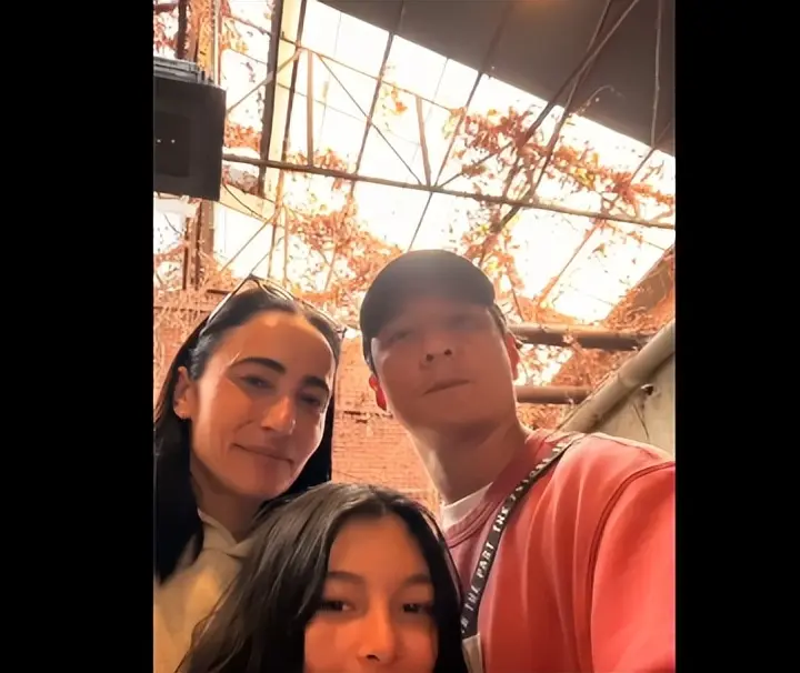 吴彦祖：被李美琪“折磨”到抑郁流泪，终遇恩爱23年的Lisa S