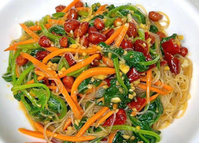 建议中老年人：生活别太节俭，多吃6种“高钾低钠”菜，身体强壮