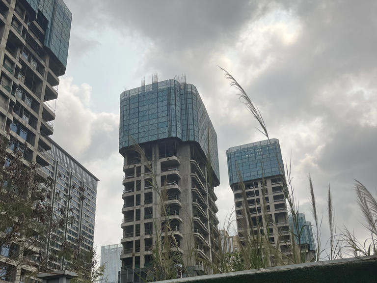 深圳239亿“地王”易主，华润置地70亿接手