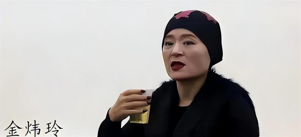 她红过韦唯，碾压毛阿敏，被亲弟打成脑震荡，一代歌后沦落成保姆