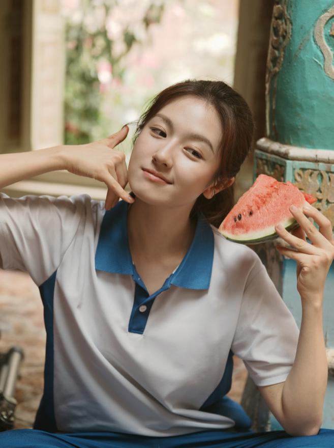 从余周周到夏孜，李兰迪的温柔与韧劲，才是最圈粉的底气