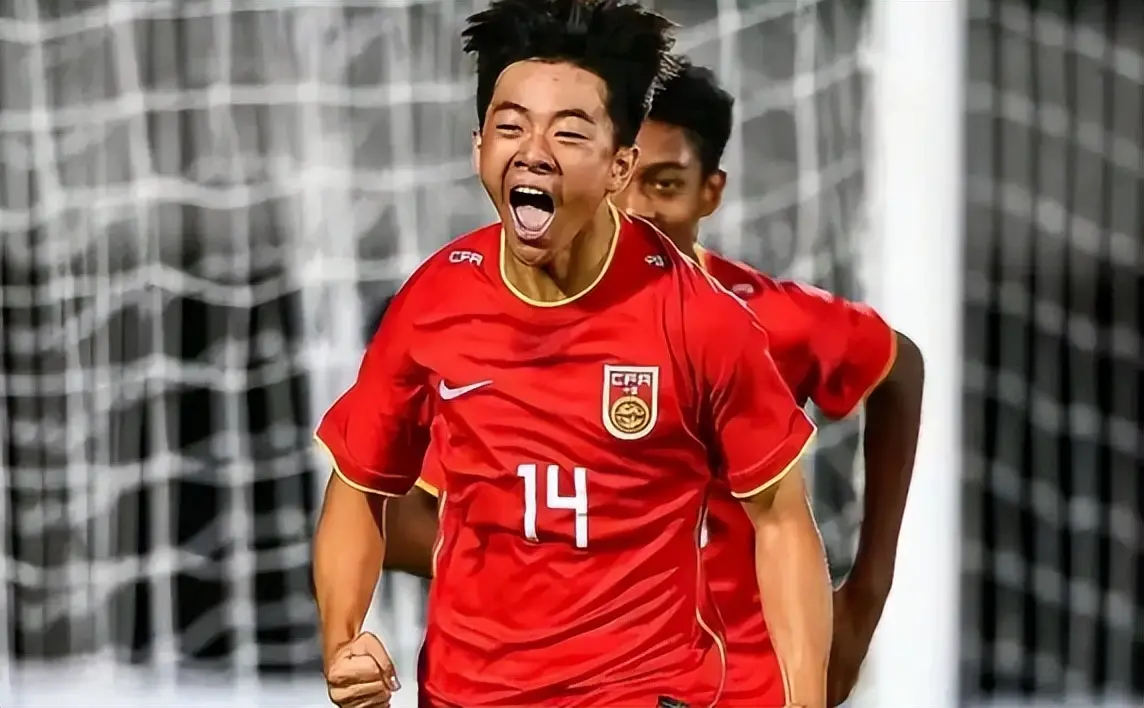 U17国足VS沙特：4231最强出击，万项领衔前场进攻，海归新星冲锋